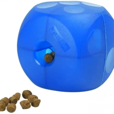BUSTER JUGUETE CUBO SUAVE P/COMIDA O PREMIO AZUL 12CM KRUUSE